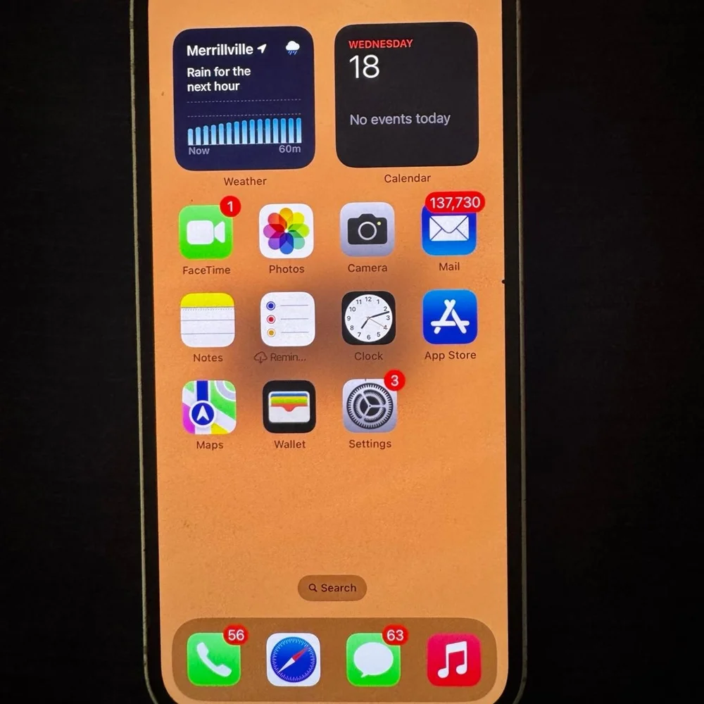 Black Smartphone Apple iPhone 13
